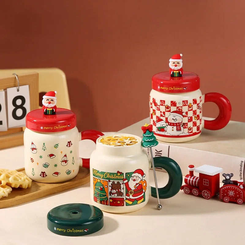 Christmas gifts: Ceramic cups with LIDS, spoons, cartoon mugs, high appearance level, creative New Year gifts and souvenirs